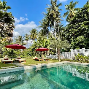 Parasol Blanc Hotel